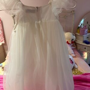 Trish Scully Elegant White Tulle Dress